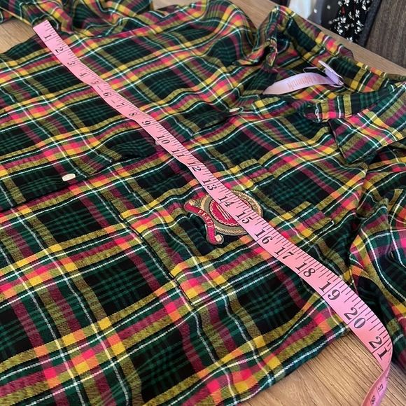 Savage Fenty plaid button up shirt top raw hem size medium - Picture 8 of 11